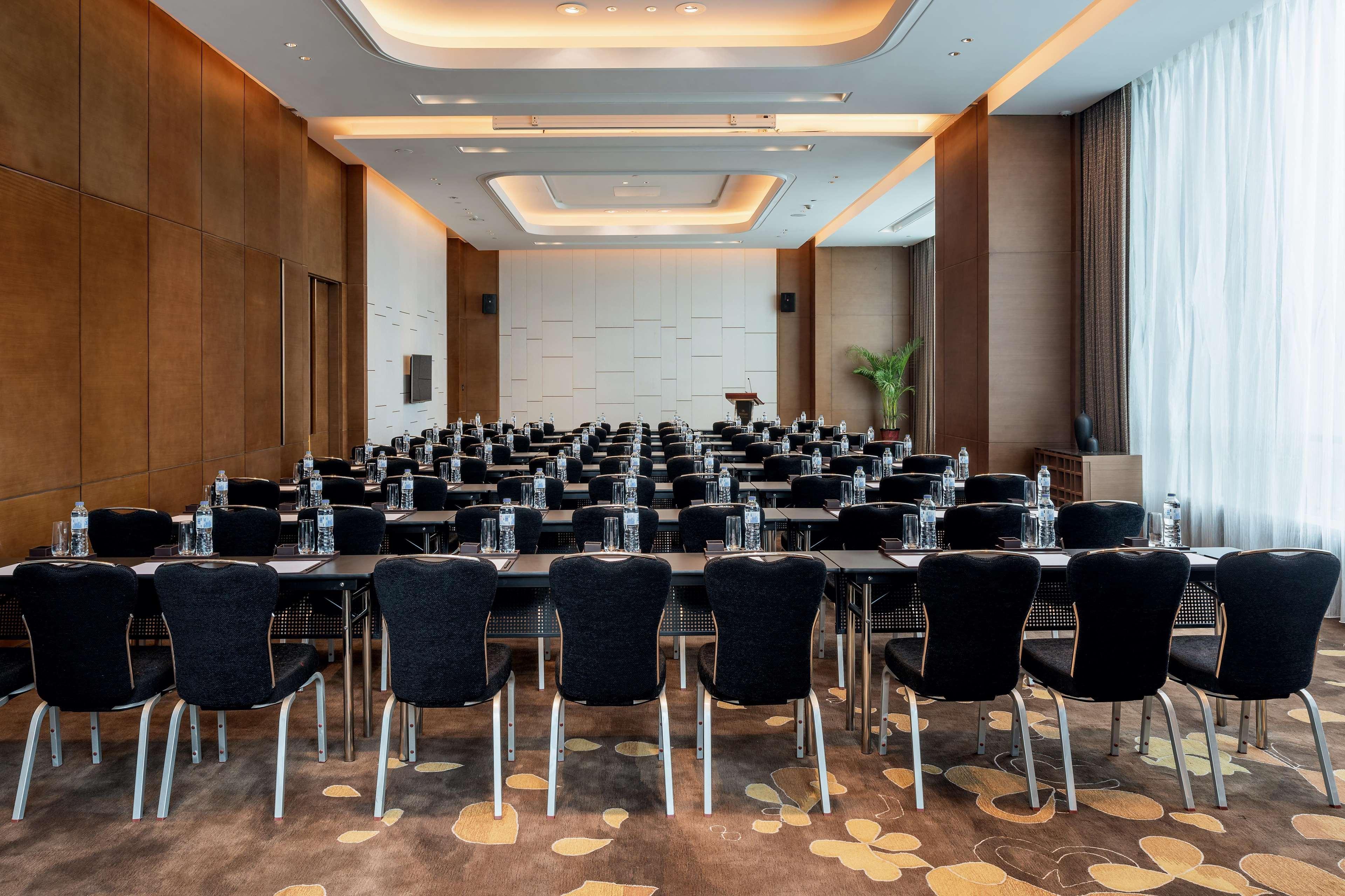 Hilton Jinan South Hotel & Residences Eksteriør bilde